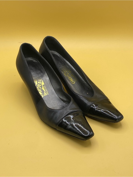 Salvatore Ferragamo Shoes - Salvatore Ferragamo Black Leather Pointed Cap-Toe Pumps